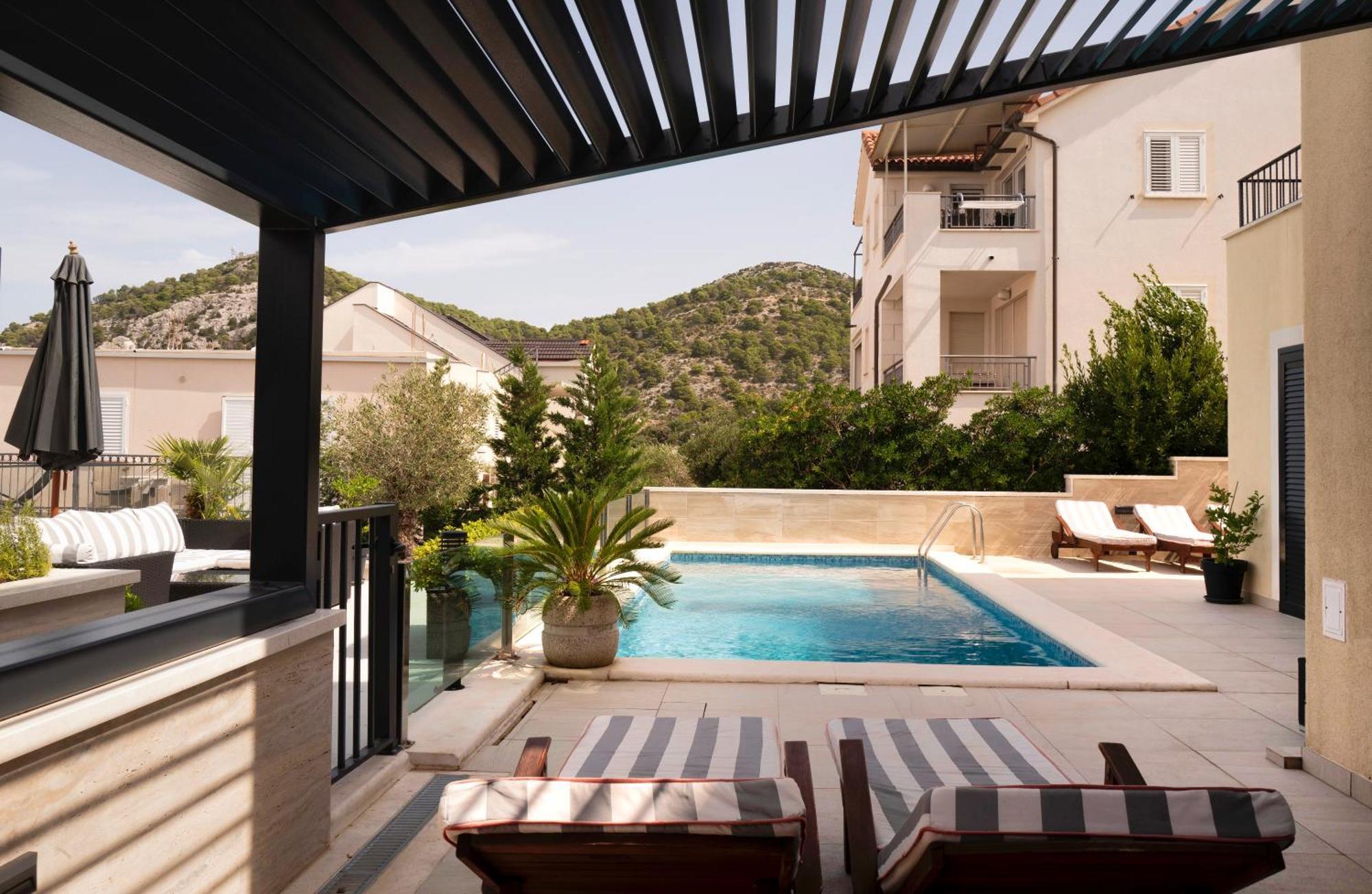 Villa Royale With Pool Hvar Town Esterno foto